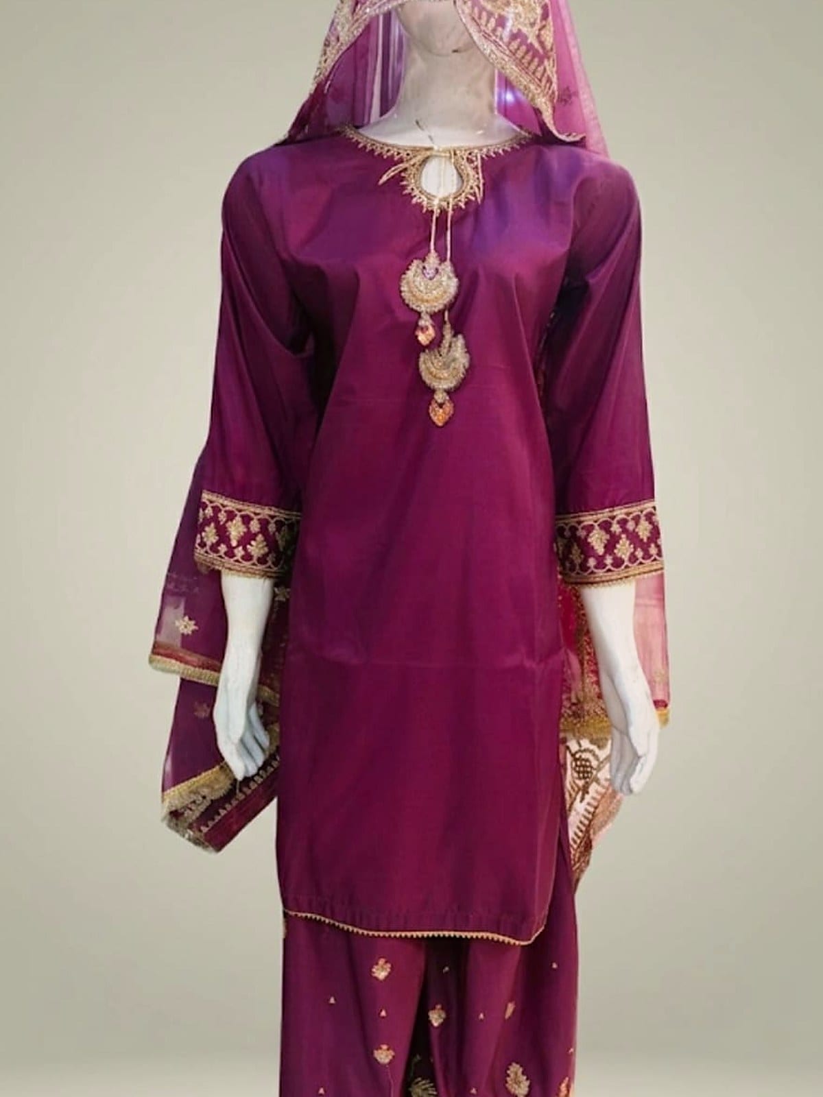 Short Silk Embroidered Suit